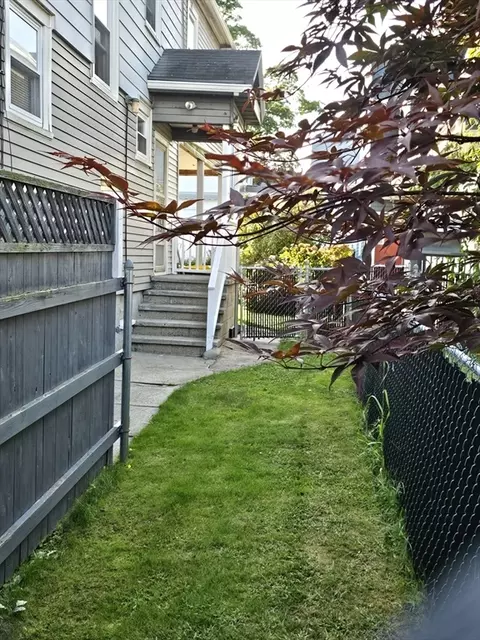 702 Robeson St, Fall River, MA 02720 photo 5