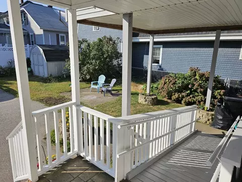 702 Robeson St, Fall River, MA 02720 photo 11