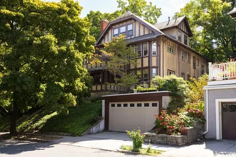139 University Rd #2, Brookline, MA 02445