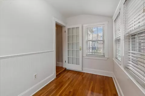 Entry Way - 75-77 Bailey Rd, Somerville, MA 02145 photo 2 of 4