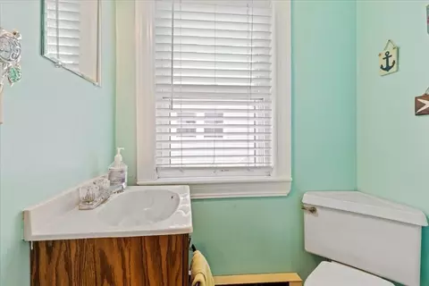 Bath - 75-77 Bailey Rd, Somerville, MA 02145 photo 3 of 3