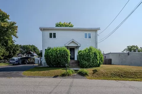 11 Huron St, Dracut, MA 01826