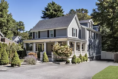 48 Bunker Hill Ln, Quincy, MA 02169