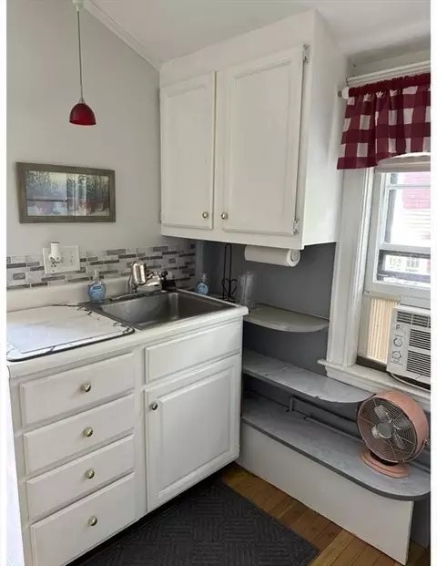 2 Twitchell St, Wellesley, MA 02482 photo 18
