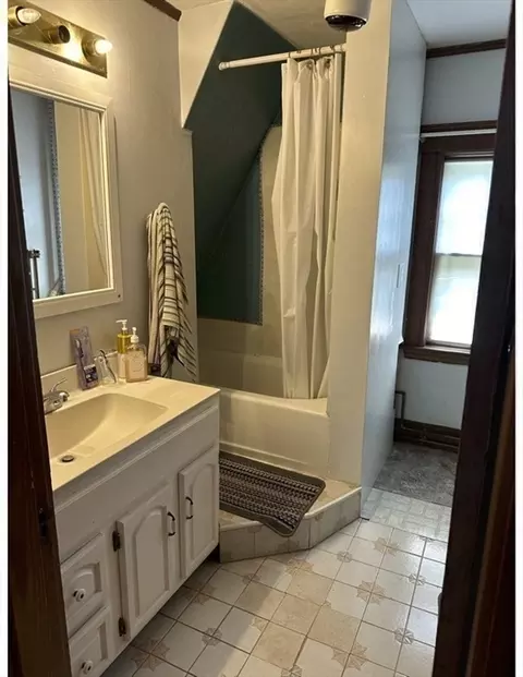 2 Twitchell St, Wellesley, MA 02482 photo 23