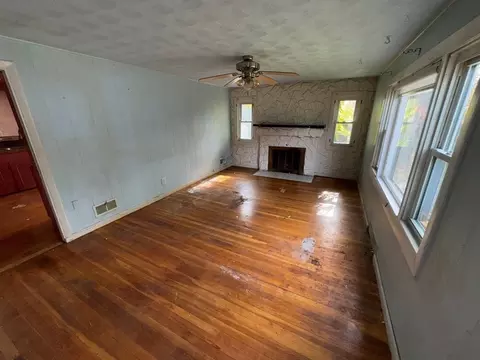 25 Walter Rd, Danvers, MA 01923 photo 5