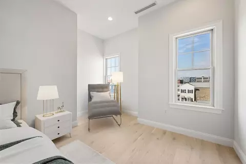 655 E 2nd St #202, Boston, MA 02127 photo 7