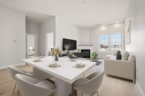 655 E 2nd St #202, Boston, MA 02127 photo 3