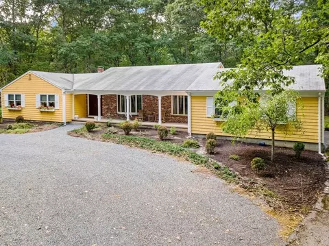 26 Danforth St, Rehoboth, MA 02769 photo 3