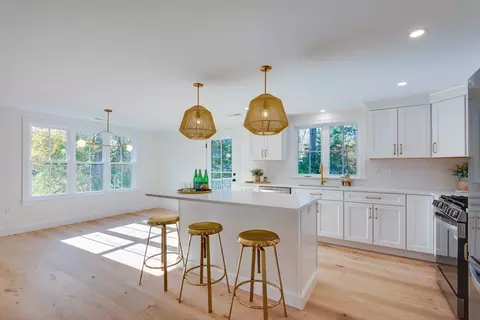 20 Bainbridge Rd, Reading, MA 01867 photo 5
