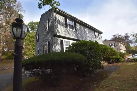 60 Corning St, Beverly, MA 01915 photo 3