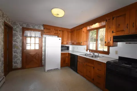 60 Corning St, Beverly, MA 01915 photo 5