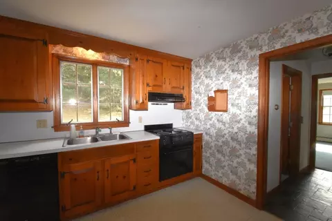 60 Corning St, Beverly, MA 01915 photo 6