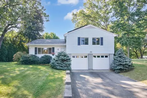 90 Kenmore Dr, Longmeadow, MA 01106