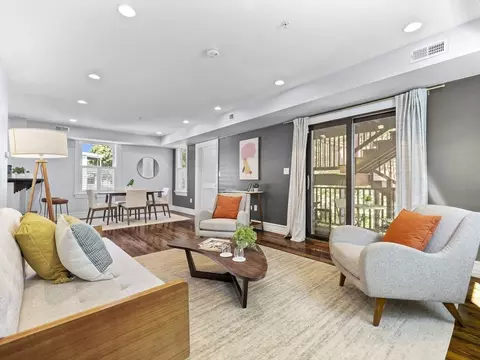 51 Vale St #2, Boston, MA 02119