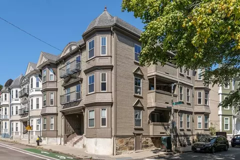 58 Green St #2, Jamaica Plain, MA 02130