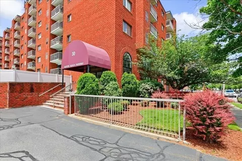 30 Revere Beach Pkwy #110, Medford, MA 02155