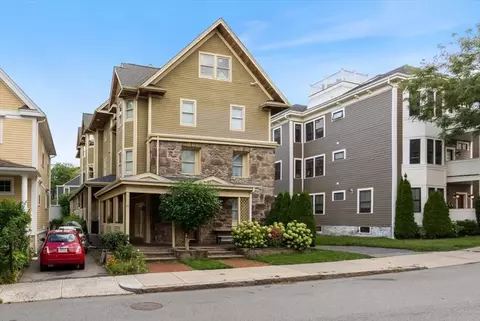 21 Dorr St #B, Roxbury, MA 02119
