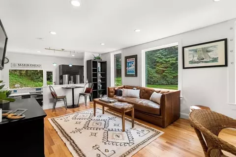 20 Bradlee Rd, Marblehead, MA 01945 photo 14