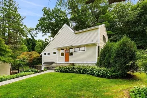20 Bradlee Rd, Marblehead, MA 01945 photo 39