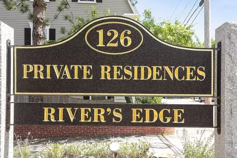 126 Merrimac St #15, Newburyport, MA 01950