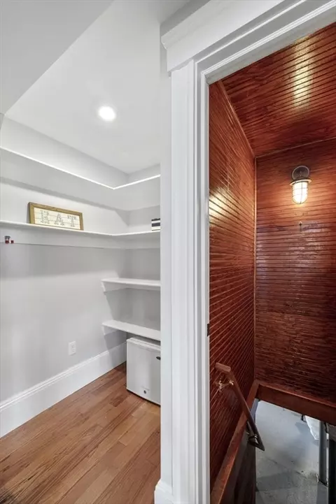 10 Darling St, Marblehead, MA 01945 photo 19