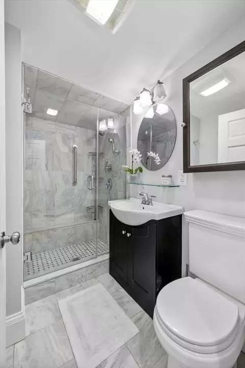 10 Darling St, Marblehead, MA 01945 photo 27