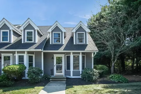 30 Country Village Way #30, Millis, MA 02054