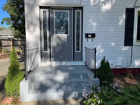 79 Perkins St, Springfield, MA 01118 photo 4