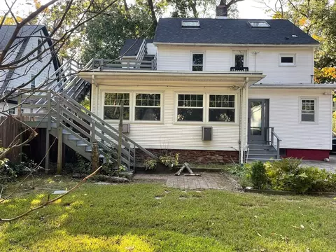 79 Perkins St, Springfield, MA 01118 photo 6