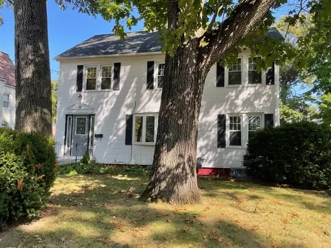 79 Perkins St, Springfield, MA 01118 photo 2