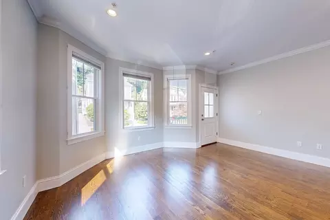 407 Pleasant St #1B, Melrose, MA 02176 photo 7