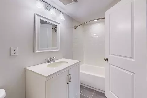 407 Pleasant St #1B, Melrose, MA 02176 photo 9