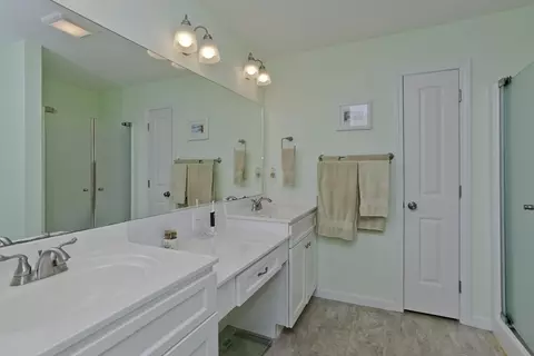 19 Maplecrest Cir #19, Chicopee, MA 01013 photo 15