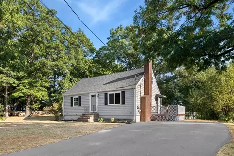 18 Farm Ave, Peabody, MA 01960