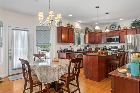 5 Grace Ct, Wakefield, MA 01880 photo 10