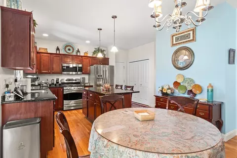 5 Grace Ct, Wakefield, MA 01880 photo 11