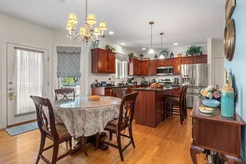5 Grace Ct, Wakefield, MA 01880 photo 9