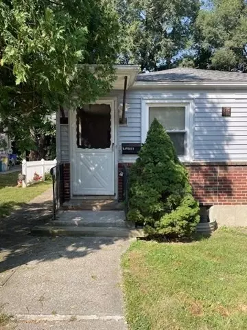 29 Beechmont St #1, Worcester, MA 01609