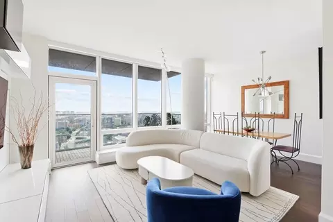 430 Stuart St #25H, Boston, MA 02116