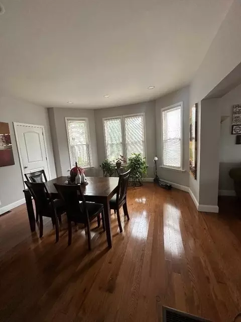 11 Florida, Springfield, MA 01109 photo 7