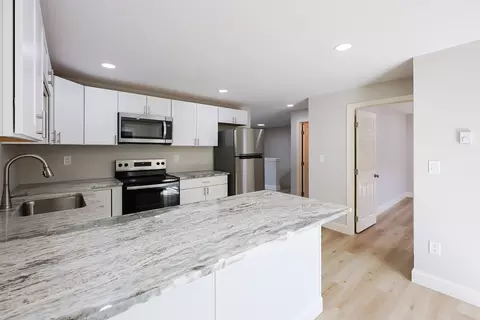 153 Providence St #F, Millville, MA 01529