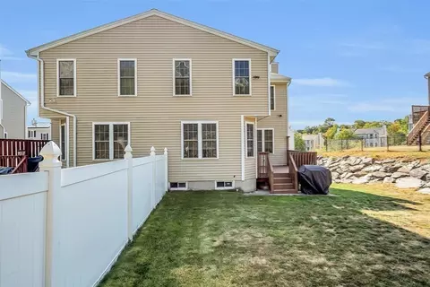 Exterior - 56 Honeysuckle Rd, Worcester, MA 01604 photo 6 of 6