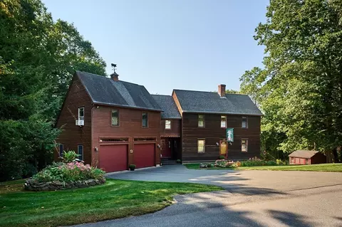 130 Highland Ave Ext, Greenfield, MA 01301