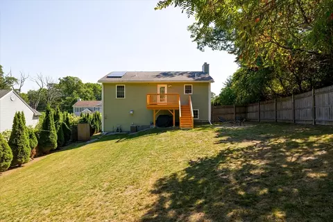 1 Farm St, Worcester, MA 01602 photo 6