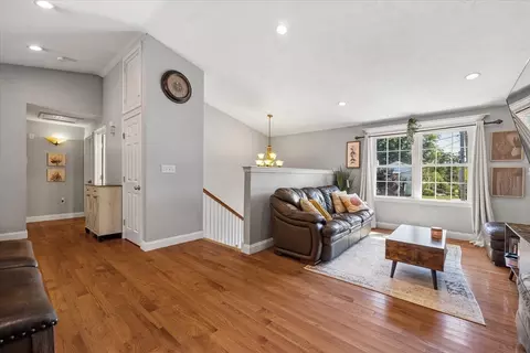 1 Farm St, Worcester, MA 01602 photo 9