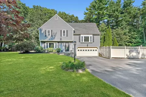 22 Forest St, Marshfield, MA 02050 photo 2