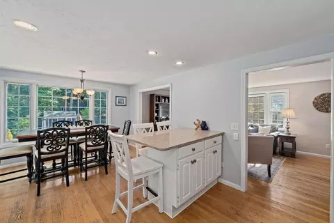 22 Forest St, Marshfield, MA 02050 photo 9