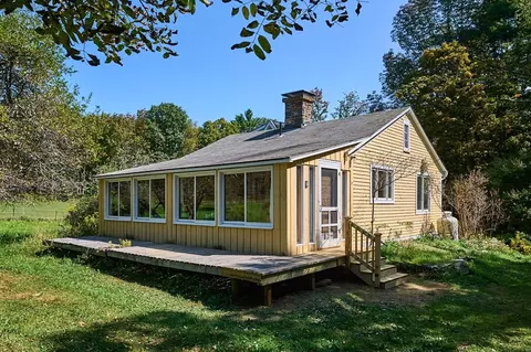 6 Clark Rd, Cummington, MA 01026