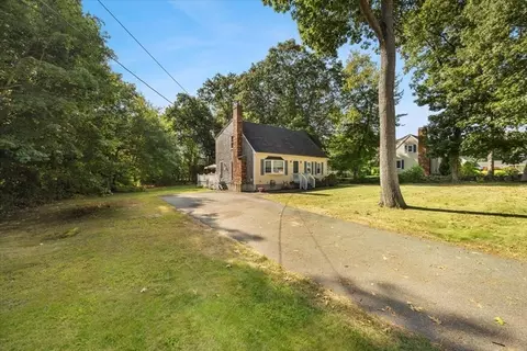 119 Hill St, Raynham, MA 02767